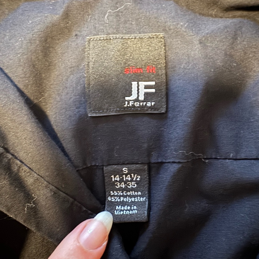 Men's Black Button-Up - Picture 5 of 5